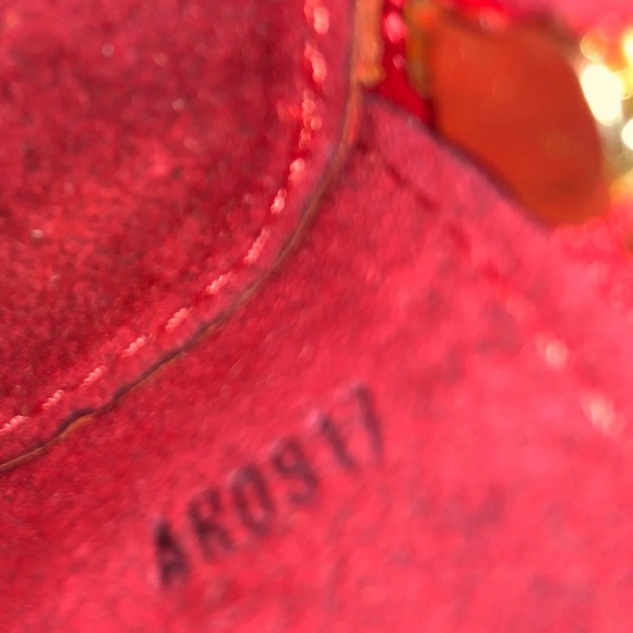 Louis Vuitton  Red Epi Souflott bag with pouch! - Picture 9 of 17